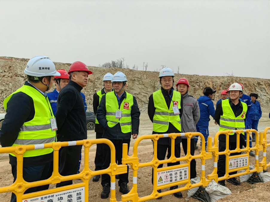 朱兵一行到舒兰分公司调研